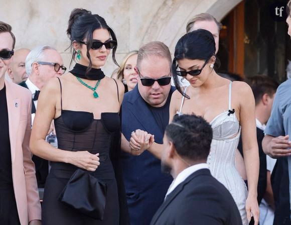 “Sensationnelle !” : Kylie Jenner en robe latex ultra moulante, elle confirme son statut de queen sexy
