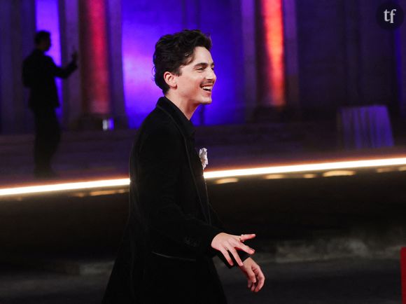 "Pire choix possible", "pas de muscles" : Timothée Chalamet en James Bond ? Les internautes sont en PLS