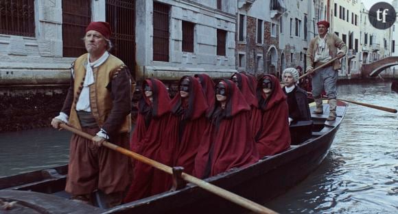 Premier long du cinéaste italien Damiano Michieletto, metteur en scène d’opéras renommé, Vivaldi et moi fait la part belle à une expérience musicale et visuelle exigeante, à travers un regard féminin inédit. Et vient désacraliser avec brio la figure si fantasmée du génie masculin.