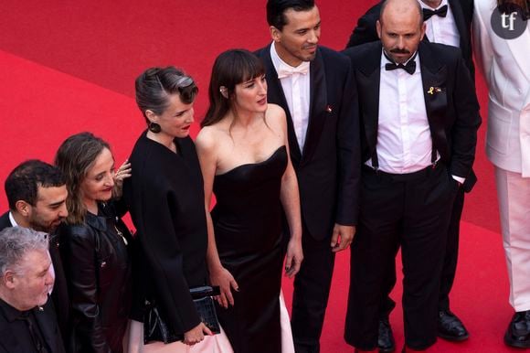 Dominique Blanc dénonce l'attitude plus que déplacée de Jean Rochefort lors de leurs collaborations d'antan. "Il voulait me sauter et il en était fier". L'immense comédienne détaille. Et c'est accablant.