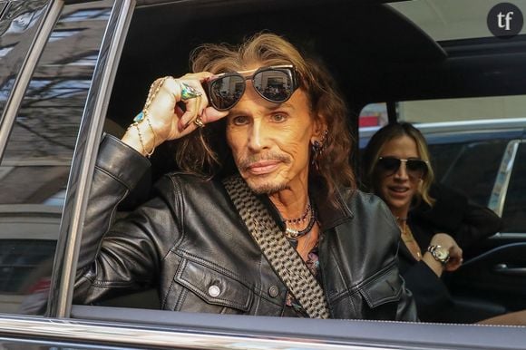 “39 ans d’écart ?!” : Steven Tyler, 77 ans, en couple avec Aimee Preston, 38 ans, ils font le (bad) buzz sur les réseaux sociaux