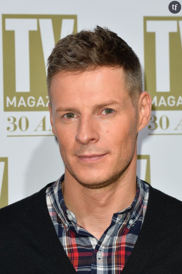 Mathieu Delormeau s’est permis un “sketch” visant à mégenrer les personnes transgenres sur le plateau de l’émission de Cyril Hanouna. Le but de ces blagues ? Humilier et stigmatiser.