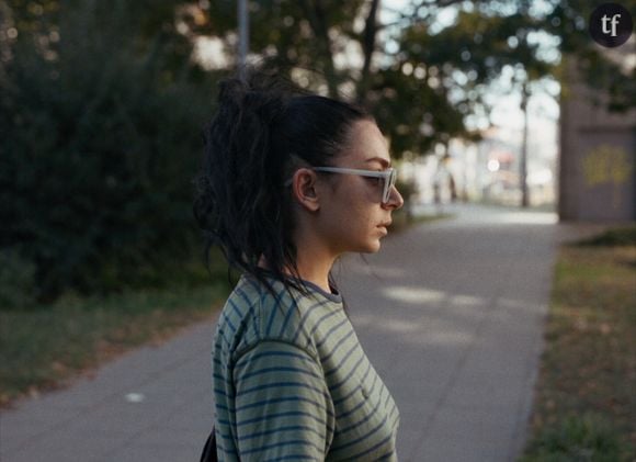 Charli XCX, l’impératrice du brat summer, arrive enfin au cinéma. Huit films sont prévus cette année. Mais le premier grand rôle de la star, c’est celui-ci.