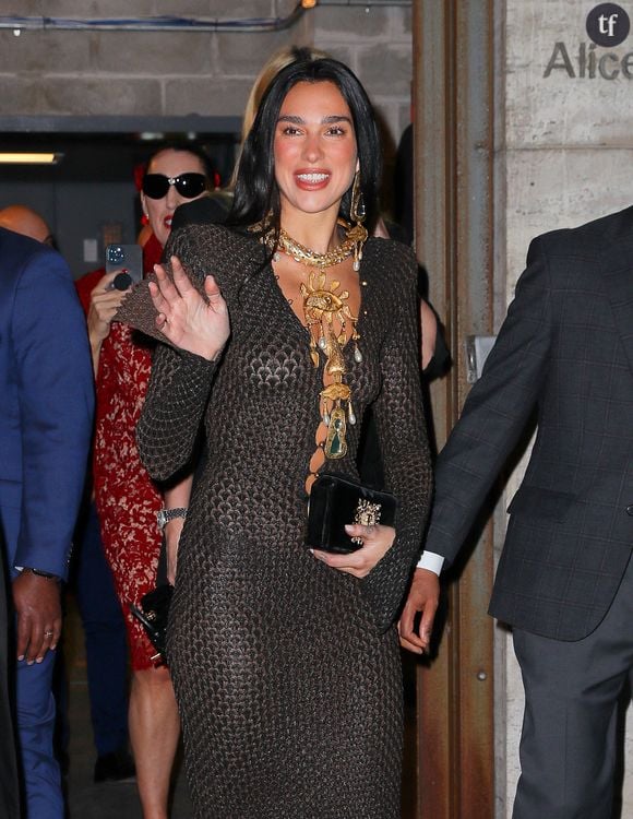 "Célébrer ton génie, ton esprit, ta voix singulière (...) a été un honneur", a écrit Dua Lipa sur une publication Instagram à la suite de l'événement.