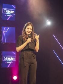 "Il doit me laisser parler de cul sinon c'est red flag" : cette humoriste féministe décrit son rapport aux "mecs qu'elle veut ken"