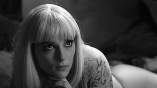 "Corps qui jouissent", "Amour à plusieurs" : ce film sulfureux à découvrir gratuitement en ligne est une fable féministe "très crue et culottée sur le sexe"