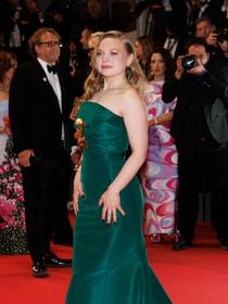 "C'est le portrait craché de sa mère, c'est fou" : la fille de Kate Winslet illumine Cannes et sidère les internautes