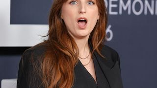 "Son vieux machin tout mou" : cette blague très osée de cette chroniqueuse de Quotidien sur l’Abbé Pierre n’est clairement pas passée inaperçue