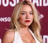 "Ce sont ses Golden Globes" : Sydney Sweeney éblouit le tapis rouge mais les porcs ne parlent que de son décolleté