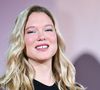 "Qu'est-ce qui lui est arrivé ?", "Elle mange bien à la cantine" : Léa Seydoux dévoile ses courbes dans une robe transparente et s'attire les critiques des grossophobes