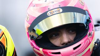 "60 000 tweets de haine" : cette influenceuse victime de sexisme au GP Explorer, l'événement sportif de Squeezie, brise le silence