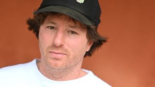 "Maintenant qu'il est riche et connu on témoigne" : Jean Imbert accusé de violences par d'anciennes compagnes, des internautes le soutiennent coûte que coûte