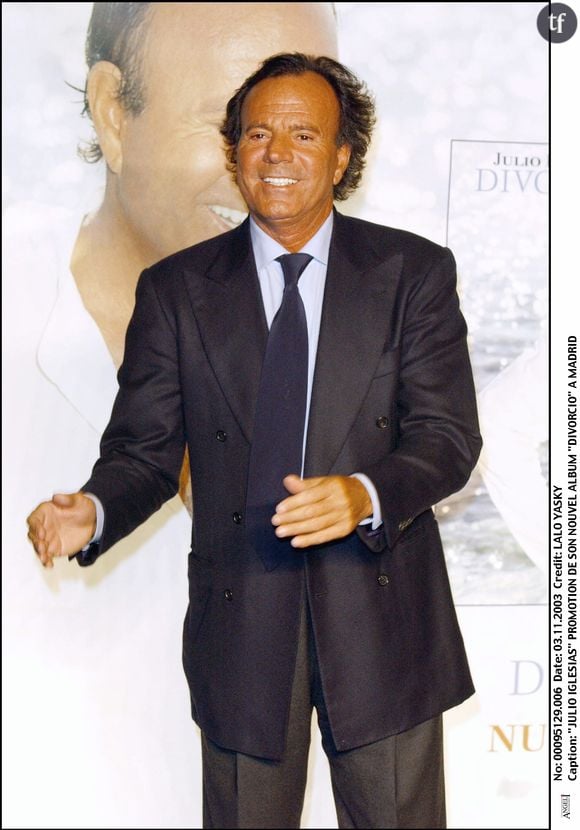 "Quel porc", "Culture du viol" : quand Julio Iglesias embrassait de force des femmes à la télévision, les internautes indignés
