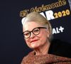 Les millions d'admirateurices de la superstar Josiane Balasko jubilent. Et vont même jusqu'à citer la grande Agnès Varda pour saluer son geste, osé et sincère. "Rides et tutti quanti avec classe et élégance= kiffe", "Agnès Varda ne disait elle pas: il n’y a qu’un seul âge: vivant !", "Cette photo est très belle, le bonheur en toute simplicité", "Oh adorables toutes les deux, qu'est ce que vous êtes solaire Josiane, vous êtes un bonheur"