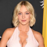 Sydney Sweeney, une "bimbo aux gros seins" ? Elle réagit et rhabille les sexistes pour l'hiver