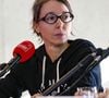 "Le regard féministe que Mona Chollet pose sur tout ce qu’elle étudie est si juste et si sensible que tous ses essais, en plus d’être ultra documentés, touchent et serrent le cœur. Ils donnent aussi de la force. Merci infiniment chère Mona"