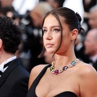 "T'es OK pour montrer tes seins ?" : Adèle Exarchopoulos et les scènes de sexe pas toujours si "consenties", elle se confie et c'est salutaire