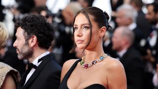 "T'es OK pour montrer tes seins ?" : Adèle Exarchopoulos et les scènes de sexe pas toujours si "consenties", elle se confie et c'est salutaire