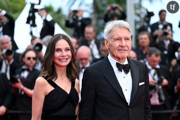 En se présentant en mode "no makeup" au gala du 30e anniversaire du New Group au Cipriani Wall Street, Calista Flockhart prend position.