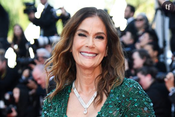 “Pourquoi saccager son visage ?”, “je ne la reconnais pas !” : Présente à Cannes, cette actrice de Desperate Housewives est tout simplement méconnaissable