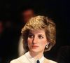 Lady Diana : retour sur l'histoire de son pull rouge imprimé moutons vendu aux enchères plus d'un million de dollars