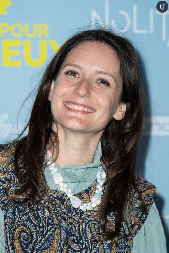 Dans son cas, la libido pendant sa grossesse n’a pas disparu, bien au contraire, notamment en raison des hormones et des afflux sanguins, entre autres au niveau du clitoris. “À la fin, la tête du bébé appuie sur le vessie, détaille-t-elle. La vessie est proche du clitoris et donc tu as souvent envie de faire l’amour.”