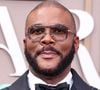 Cependant, d'aucuns annoncent aujourd'hui sa chute, alors que d'accablantes accusations le visent. Tyler Perry est effectivement accusé de harcèlement sexuel. Des allégations qui font intensément réagir ses fans. Quitte à sombrer dans le victim blaming ?
