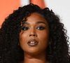 "Super sexy", "un vrai corps de femme" : cette célèbre chanteuse s'affiche en lingerie après sa perte de poids spectaculaire et ses fans applaudissent