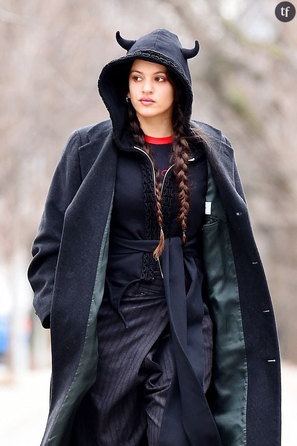 Sur les clichés à retrouver ci-contre, la diva décomplexée redouble d'aura, et de sensualité. Ses fans d'ailleurs sont sidérés.