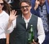 Oui, car Luz, la soeur de Pedro Pascal, est une femme transgenre et à ce titre, l'une des très rares à bénéficier d'autant de lumière médiatique. D'autant plus qu'elle sidère un public américain issu d'un pays où les violences et les attaques anti trans s'exacerbent. Et ce malgré la reconnaissance - très relative - aux Oscars d'Emilia Perez, film de Jacques Audiard où c'est une comédienne transgenre qui tient le haut de l'affiche.