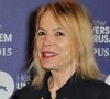 "Je suis vieille et je vous emmerde !". Laure Adler s'engage depuis des années contre l'âgisme. Sur le plateau de C à vous, elle confie ses révoltes très particulières contre le "sexisme anti vieilles".