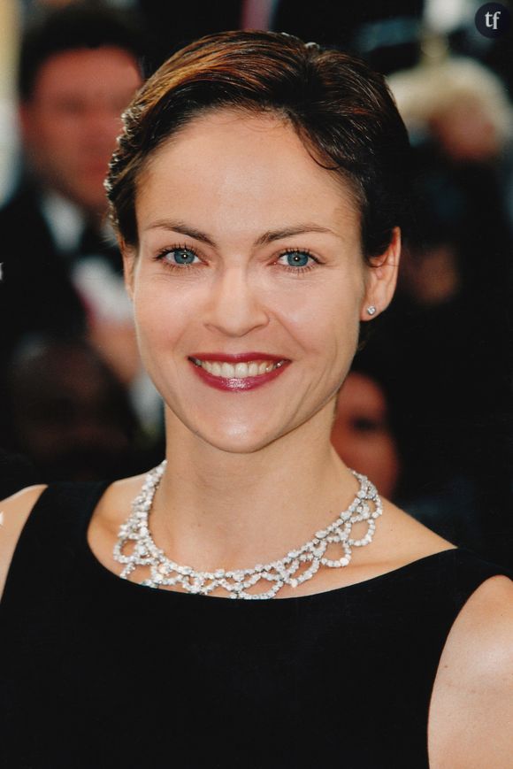 "Là, on est dans une zone de flou, de pudibonderie, de puritanisme où il ne faut rien faire et rien dire. Je pense que MeToo est nécessaire, mais j’espère qu’on ne va pas rester là-dedans", achève l'actrice ALEXANDRA VANDERNOOT dans cette interview où elle relate également quelques anecdotes de tournage. Un témoignage qui fait écho à ce qu'ont pu raconter Serge Lama, Patrick Sébastien ou encore Frédéric François sur ce sujet...