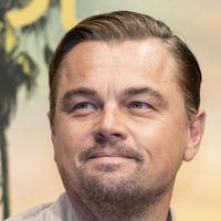 "Dans ma tête j'ai 35 ans !", s'amuse Leonardo Dicaprio, en couple avec une femme deux fois plus jeune que lui