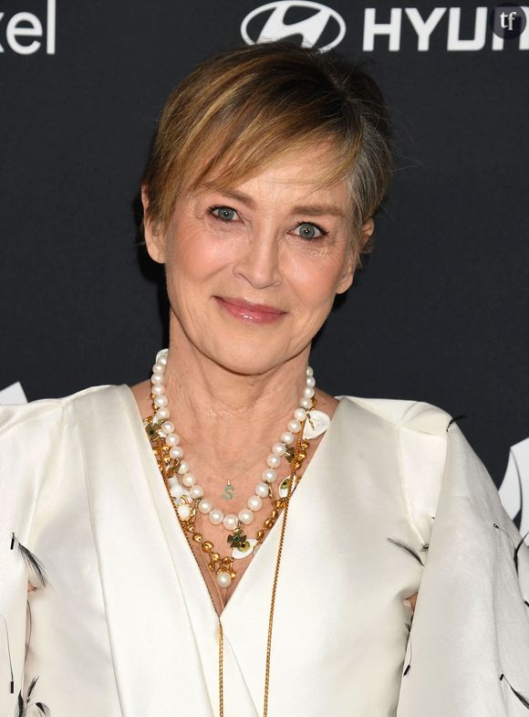 Sharon Stone est revenue sur l'AVC dont elle fut victime. Une hémorragie cérébrale aux douloureuses conséquences physiques et psychologiques...&nbsp;