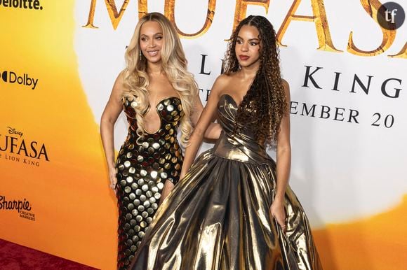 Lors de la soirée d'ouverture du Cowboy Carter Tour de Beyoncé au SoFi Stadium de Los Angeles, la fille de 13 ans de la superstar a fait son grand retour sur scène. Blue Ivy a gratifié le public de plusieurs apparitions sur scène et a choqué les fans en recréant la chorégraphie emblématique du clip de "Deja Vu" de Beyoncé. La ressemblance avec sa mère n'a échappé à personne.