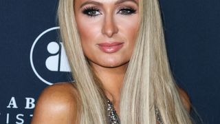 Paris Hilton enfin de retour au cinéma ? Le sex symbol sulfureux et controversé pourrait être incarné par cette grande star américaine dans un biopic