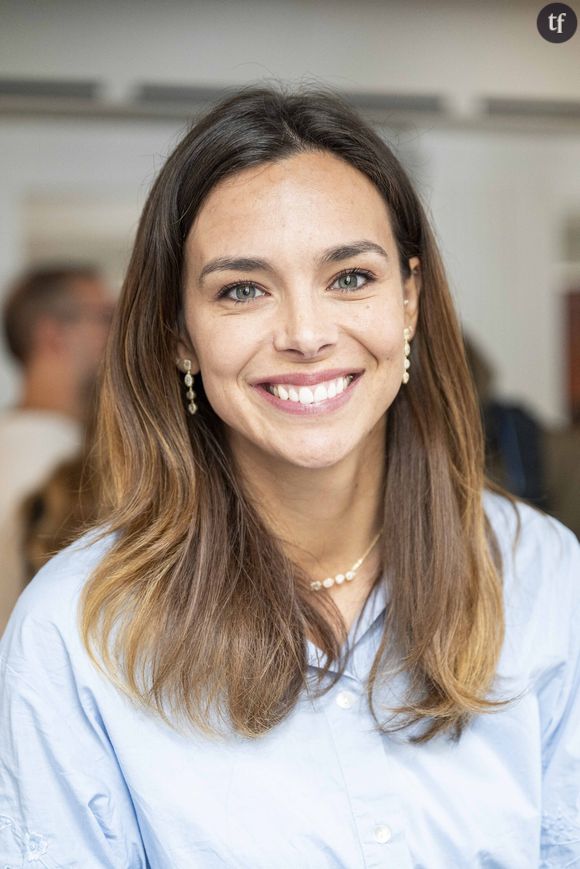 C'est sur le plateau de C à vous que Marine Lorphelin le raconte d'ailleurs. Au sein du talk show de France 5, l'ancienne Miss témoigne : "Étant donné mon parcours, j'ai effectivement subi quelques réflexions et préjugés à l'hôpital parce que j'ai été élue Miss France..."