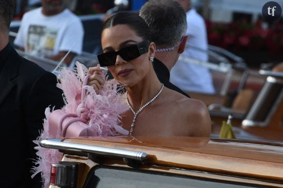 "Ce ne sont pas des jouets pour des enfants !" : Kim et Khloé Kardashian épinglées pour leurs cadeaux de Noël, les internautes sont furax