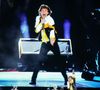 Joyeux anniversaire au papa (ou papi) des Rolling Stones : l'une des plus grandes rockstars encore vivantes souffle ses bougies et s'affiche pour cela aux côtés de sa tendre moitié. Que pas loin d'un demi siècle sépare.