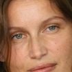 "Le retour de la maigreur dans la mode, c'est terrifiant", tacle Laetitia Casta face à un système "capitaliste" qui "détruit" les femmes