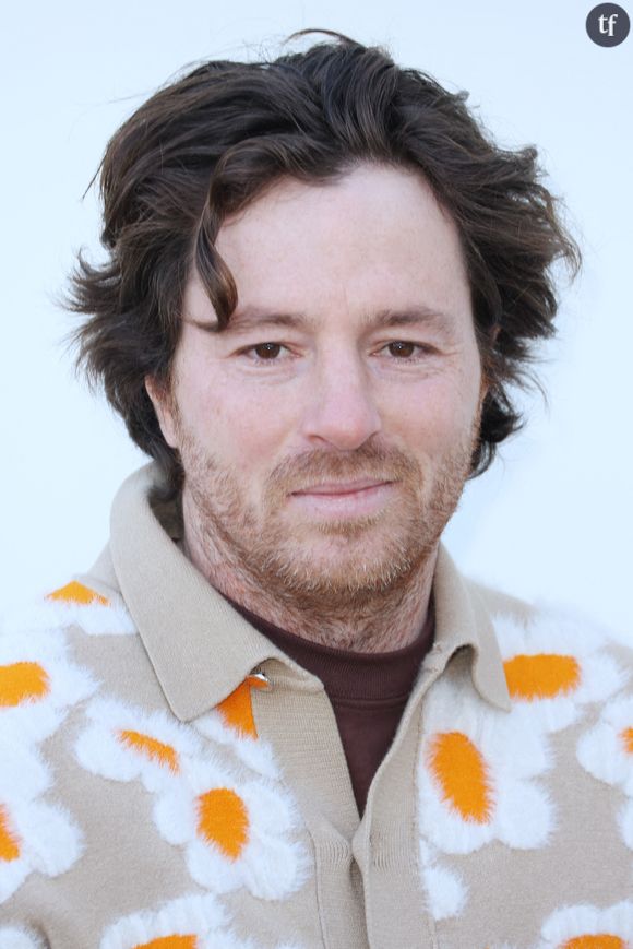 Certains le soutiennent coûte que coûte : "Force à lui, les hystériques chassent en meute et veulent se venger".