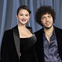 "C'est un squelette", "une tragédie" : Selena Gomez méconnaissable après trop de botox ? Cette nouvelle vidéo effraie ses fans