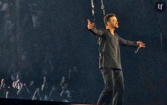 Une semaine plus tard, lors de son concert à Kansas City, Justin Timberlake a livré la même performance mais vêtu d'un haut plus long qui cachait cette fois son intimité.