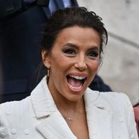 "Canon", "trop bien foutu" : Eva Longoria s'affiche en pleine séance de squats et rend fous les internautes