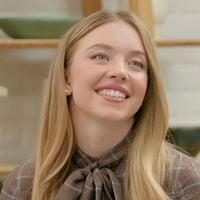"Trop sexuelle" : Sydney Sweeney au coeur d'un biopic sulfureux, mais la superstar de cinéma qu'elle est censée incarner s'y oppose pour une raison très précise