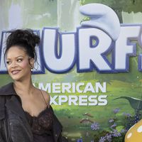 "Cette tenue doit être brulée" : la tenue de Rihanna divise les internautes