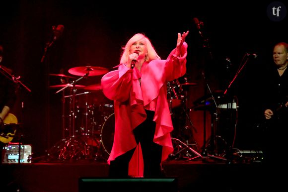 Récemment encore d'ailleurs, c'est également sur la scène musicale qu'une controverse a éclot. Lorsque bien des fans ont appris que près d'un demi siècle séparent Mick Jagger et sa compagne. C'est effectivement pas loin d'un demi siècle qui distancie Melanie Hamrick, chorégraphe reconnue et autrice de littérature érotique, de l'éternelle star de Rolling Stones.