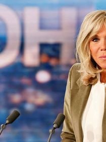 Victime d'une fake news transphobe, Brigitte Macron voit ses deux harceleuses relaxées : la transphobie toujours impunie en France ?