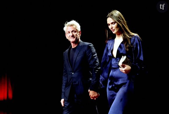 Sur les réseaux sociaux, leur différence d'âge dérange.