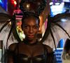 "Il y a des séries pierres angulaires : elles sont rares, précieuses. S'il est encore trop tôt pour éprouver l'empreinte qu'elle laissera dans le panthéon télévisuel sur la durée, Michaela Coel dans "I May Destroy You" semble avoir les atouts pour devenir un nouveau jalon de cette drôle d'époque", pouviez-vous lire alors sur Terrafemina." Libre et cash, inclusive et féministe, la nouvelle série de la showrunneuse Michaela Coel (qui avait déjà créé Chewing Gum pour Netlix en 2015) atomise les codes avec une écriture aussi vive que radicale"